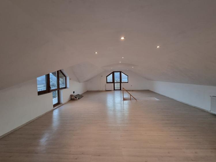 Margineni- Arcadie Septilici- Vila 6 camere- 2019- 3 bai- teren 800 mp - 16