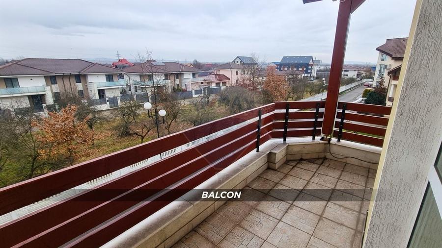 Casă / Vilă de lux cu 2 garaje, 10 camere de vânzare în BAIA MARE - 29