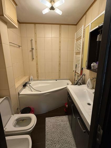 Inchiriez apartament doua camere Ciuperca - 6