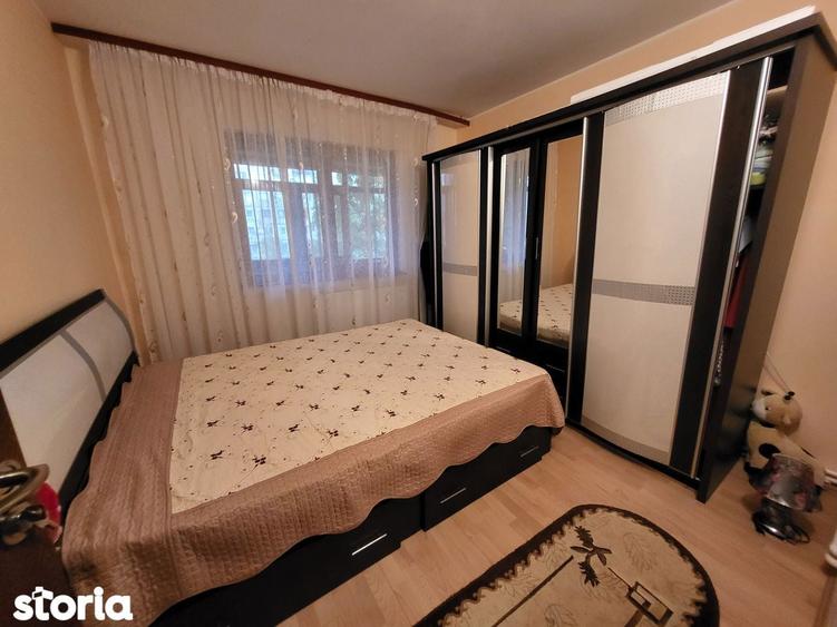 2 decomandate, etaj 1, RENOVAT SI MOBILAT, MICRO 38 - 3