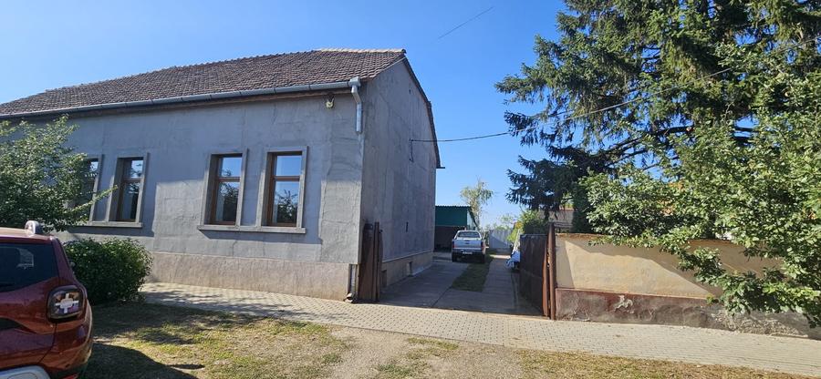 0CAZIE!  Gelu [Varias] – Casa  6  Camere [Caramida] – Proiect 2 Familii – Teren - 18