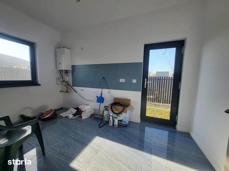 Casă cu 3 camere cu Teren 270 Mp în Hemeiuș
