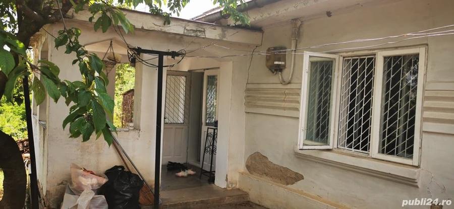 Husi, casa de vanzare cu 4 camere si teren 2000 metri - 5