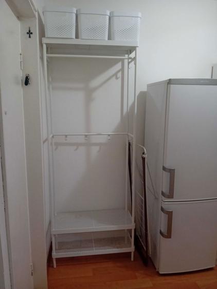 Piata Resita, particular - garsoniera spatioasa, mobilata, utilata - 6