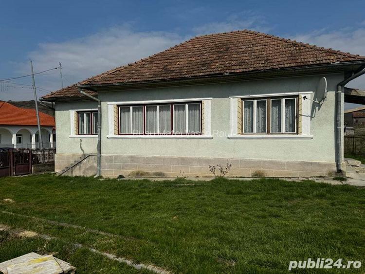 Casa cu 2 camere, in comuna Jichisu de jos