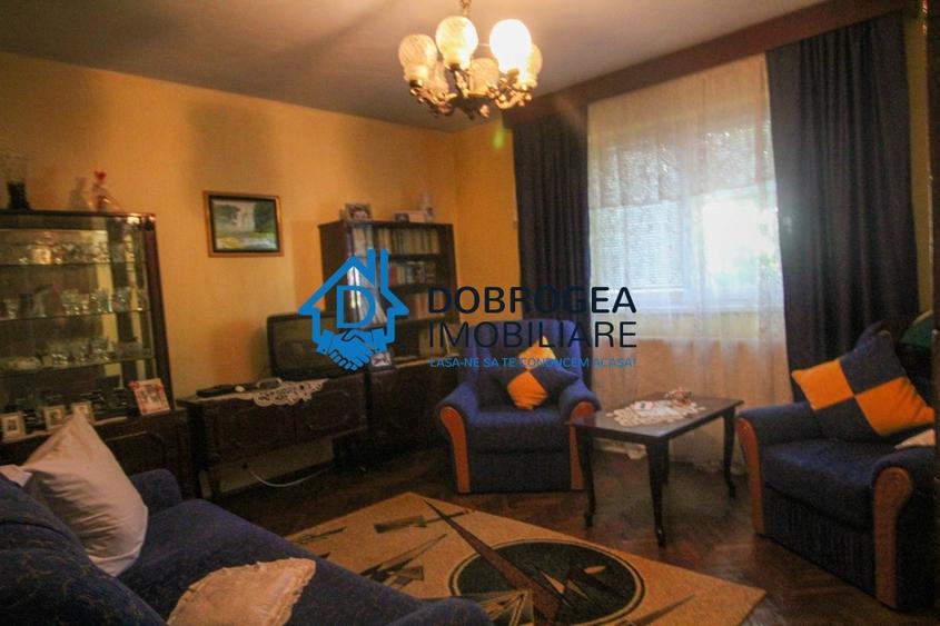 ULTRACENTRAL-CASA 3 CAMERE ,TEREN 300 MP. - 4