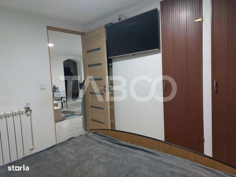 Apartament renovat complet 47 mp 3 camere str Tesatorilor Cisnadie - 6