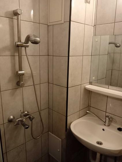 Garsonieră decomandată în Uzina 2