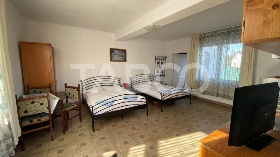 Pensiune de vanzare 10 camere 10 bai 343 mp utili Paltinis Sibiu - 11