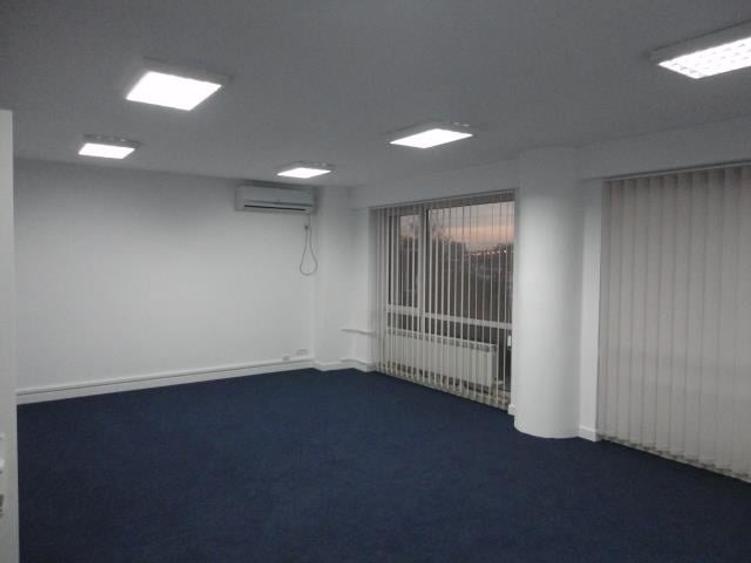 Spatii birouri de inchiriat Barbu Vacarescu de la 51 mp - 12