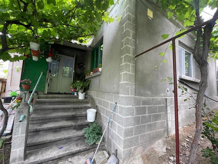 Casa de vanzare in zona centrala Tulcea - 1