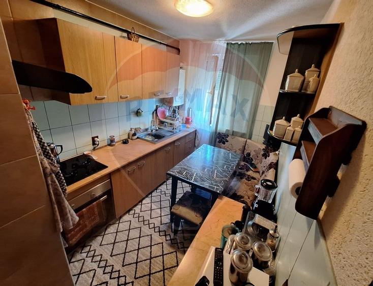 Apartament cu 3 camere Hunedoara, jud. Hunedoara - 6