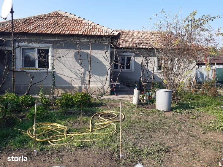 Teren Si Casa de Vanzare In Topraisar 800 mp deschidere 26 m - 2