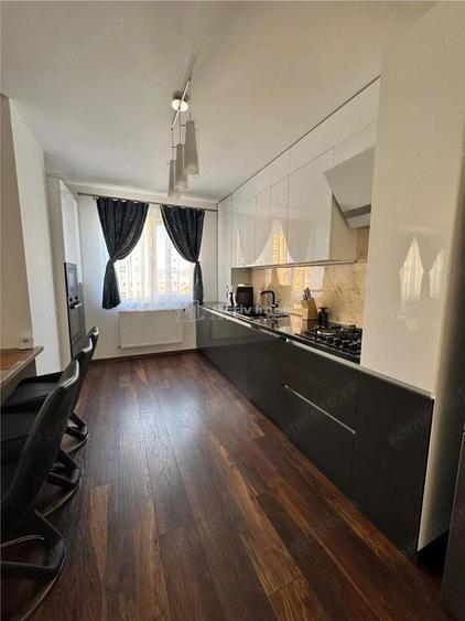 2 camere - Pietroasa - Etaj 3 - 1