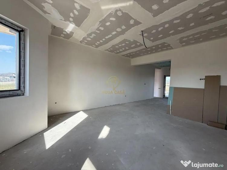 De Vanzare Casa 3 Dormitoare/Garaj/Terasa cu Teren Genero... - 7