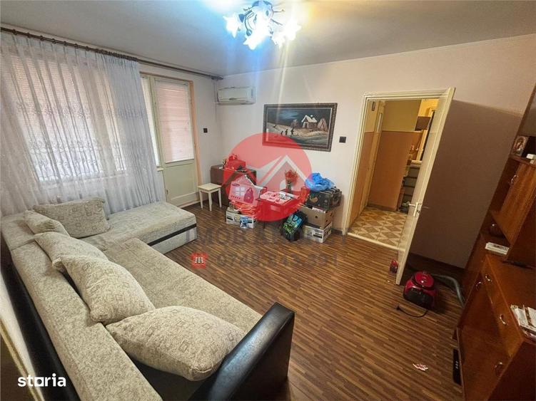 Apartament 3 camere decomandat, 62 mp, etaj 2, zona Taxe si Impozite, - 1