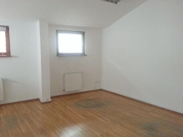 Vila de vanzare Romana - ASE - 9