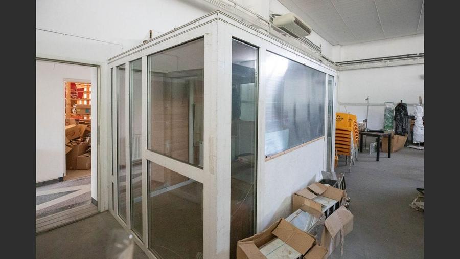 Spațiu industrial /hala /Spatiu administrativ in Resita,cartier Moniom - 12