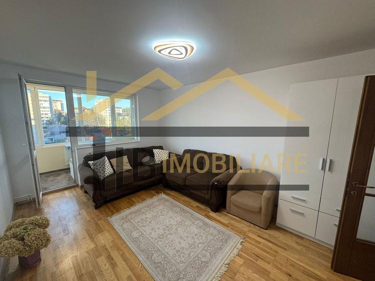 Apartament cu 3 camere, 65 mp, decomandat, zona Semicentral - 1