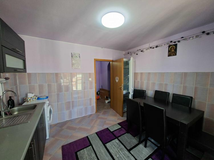 Apartament cu 2 camere decomandat în Turnișor