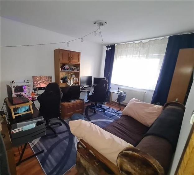 Apartament 2 camere decomandat intrare Racadau- Carpatilor - 2