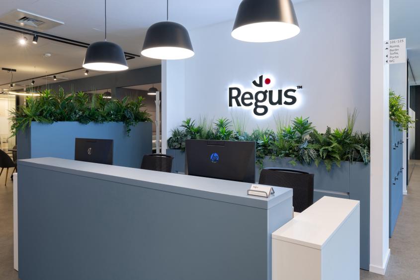 Spațiu de birou privat pentru 2 persoane în Regus Iulius Centre - 2