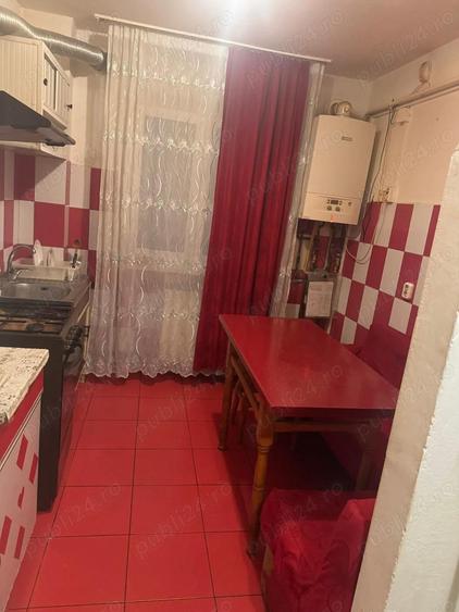 Vand Apartament 3 camere - 3