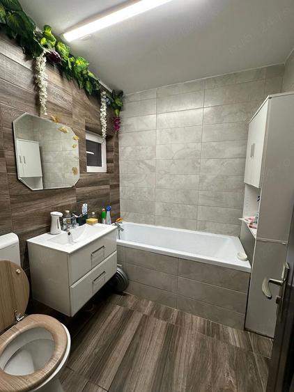 Apartament cu 3 camere, Calea Rahovei 303,Proprietar - 1