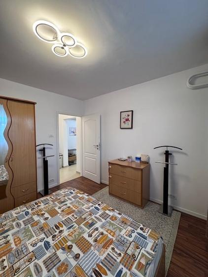 3 Camere decomandate-Metrou Raul Doamnei - 8