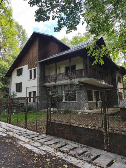 CASA DE VACANTA//CORNU DE JOS - 1