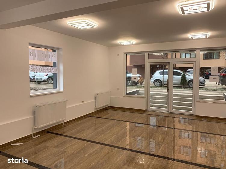Spațiu comercial, de 44 mp, în Chiajna