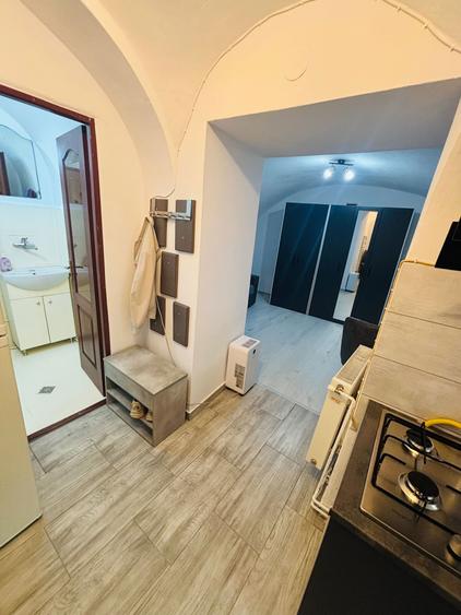 Garsoniera de inchiriat - 7