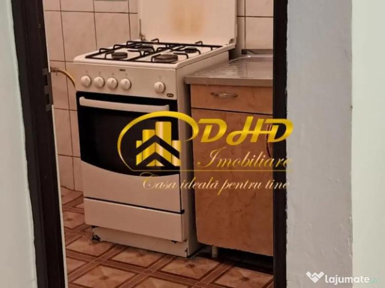 Garsoniera Tatara?i - Flora, balcon inchis - 1