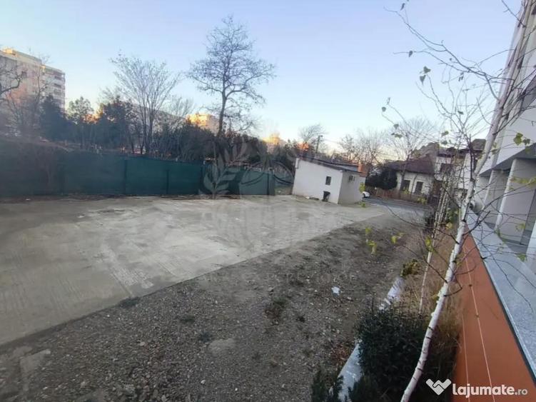 TEREN ULTRACENTRAL// PALATUL DE JUSTITIE PLOIESTI - 6