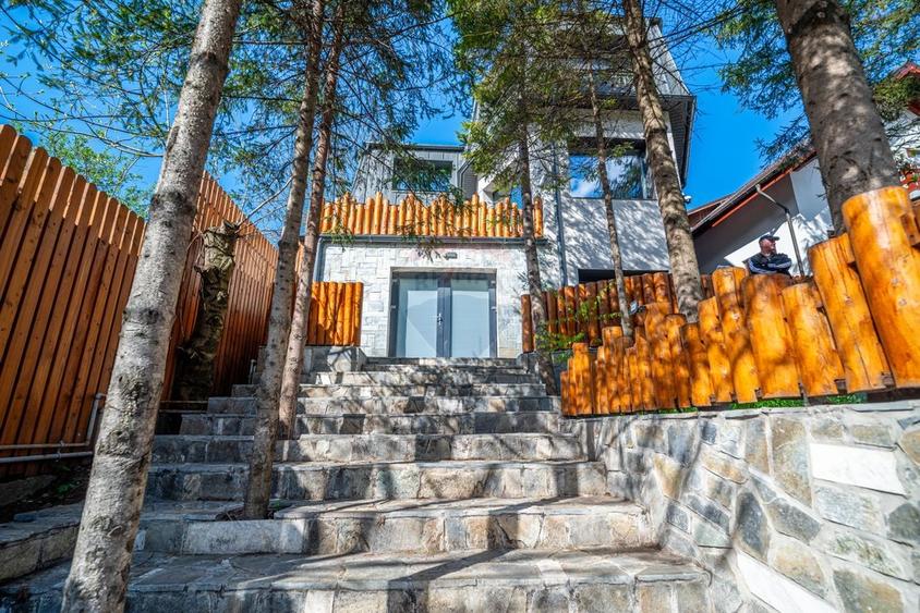 Vila superbă în inima stațiunii Sinaia – eleganță, confort - 35