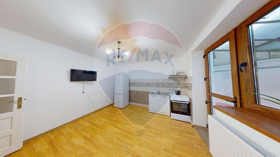 Casă cu 3 camere de vânzare Calea Dumbravii - 9