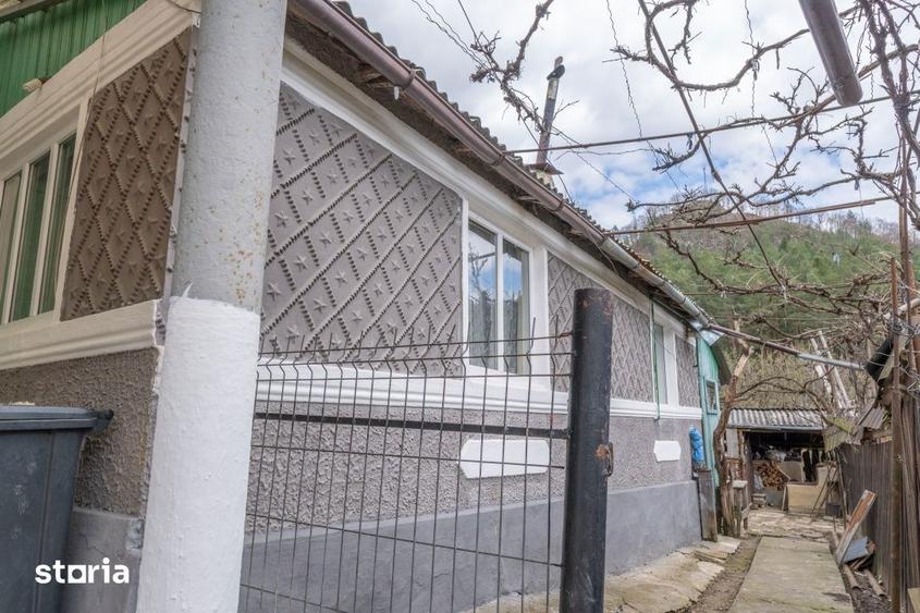 Acasa nu e un apartament. E pe Pietrosu nr. 8, in Zemes. - 14
