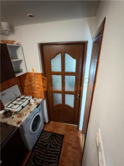 EXCLUSIVITATE! Camera de camin zona Comat - 2