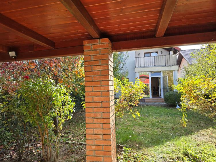 O casa spatioasa  cu 5 camere in Cartier Europa - 16