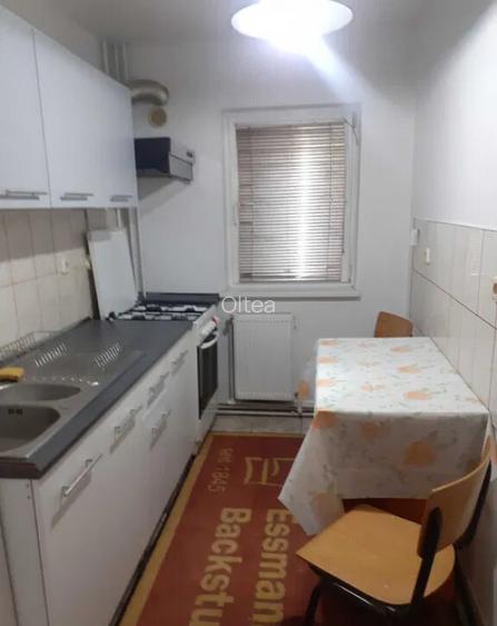Apartament 2 camere decomantat, zona intrare Obcini