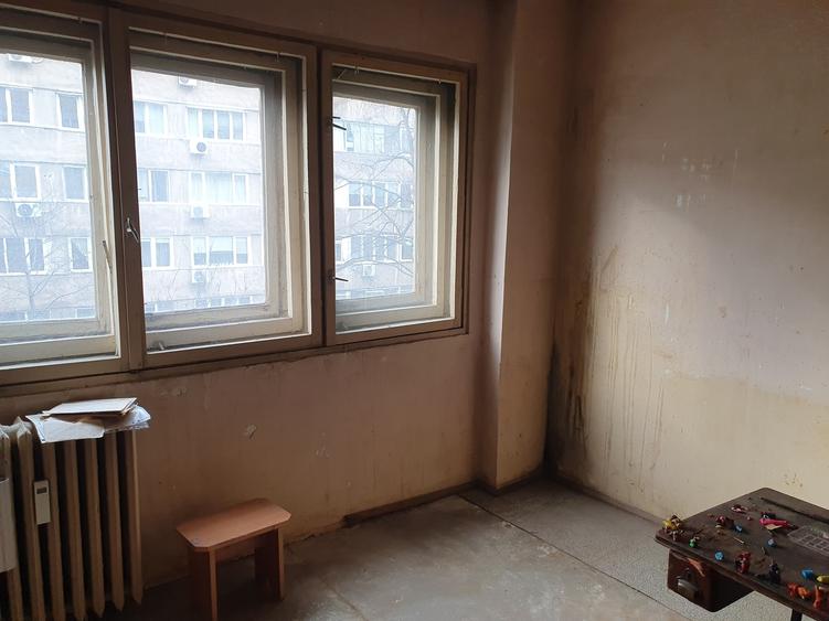 Drumul Taberei, Valea Ialomitei, vanzare 3 camere dec., 4/10, bl. '78 - 5