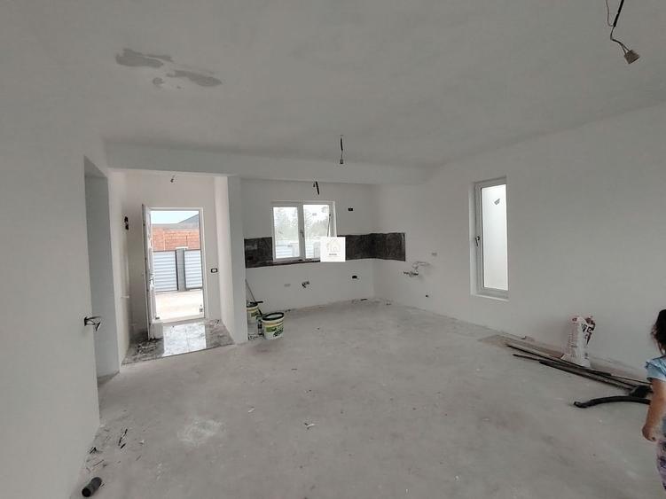 Casa 3 camere Crevedia - 3