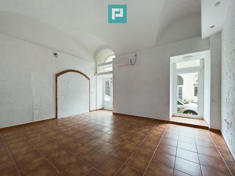 Spațiu comercial ultracentral- str. Mihai Eminescu - 2