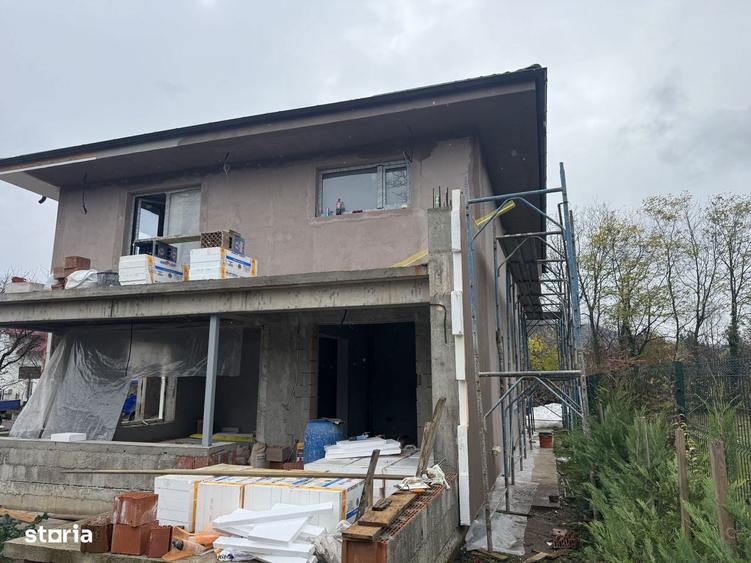 Vand CASA,VILA Noua P+1E 241,5Mp construit zona centrala BREAZA - 4