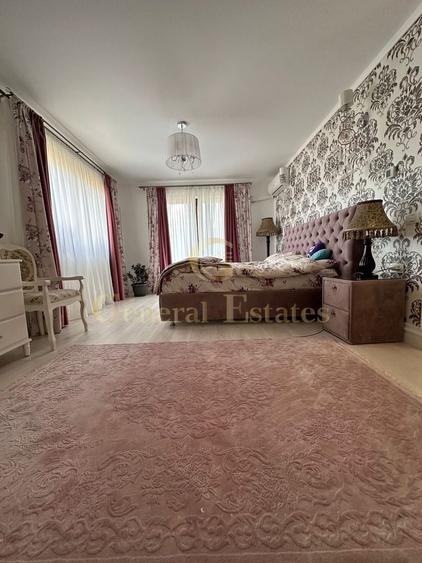 Penthouse cu 4 camere decomandat, mobilat în Noua