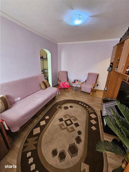 Apartament cu 2 camere semidecomandat în Alecu Russo