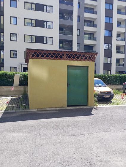 Apartament cu 2 camere semidecomandat în Tractorul