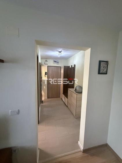 Apartament cu 2 camere, mobilat în Universitate