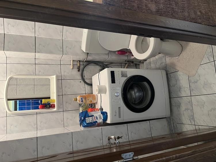 Apartament cu 3 camere decomandat în Holt