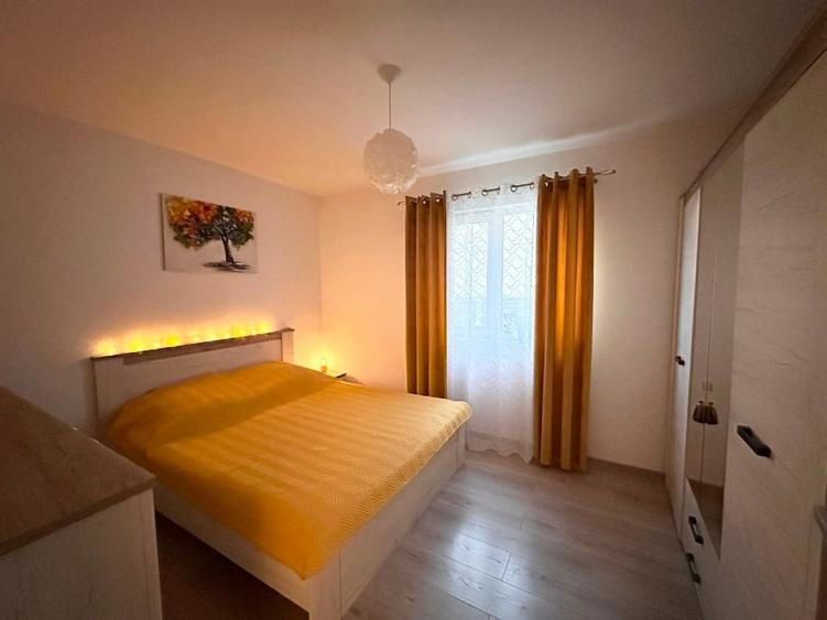 Duplex cu 3 camere cu Teren 300 Mp în Moșnița Nouă